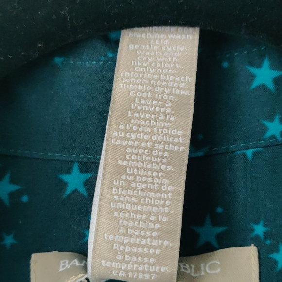 Banana Republic Green Star Blouse - Picture 3 of 3